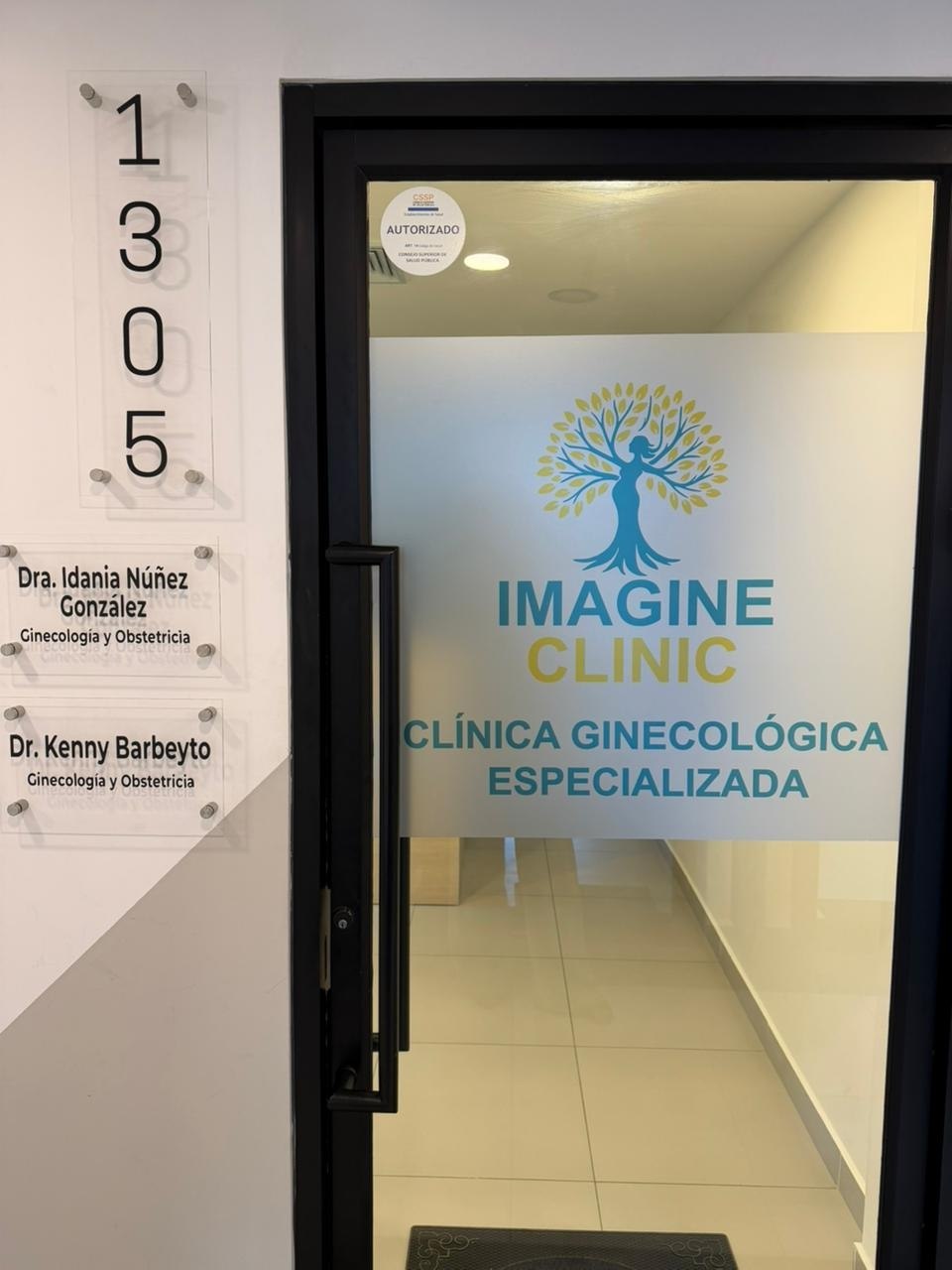 Entrada de la clínica
